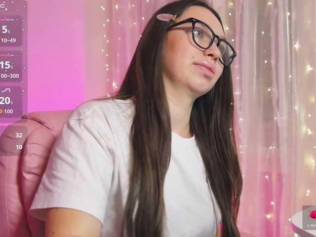 ArianaHotAriana