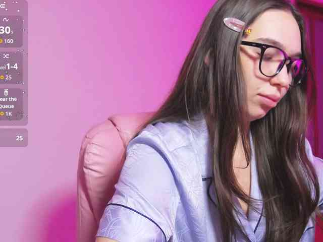 ArianaHotAriana