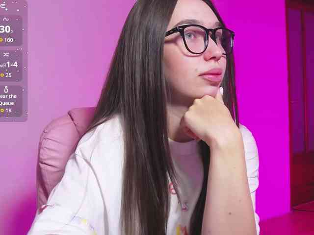 ArianaHotAriana