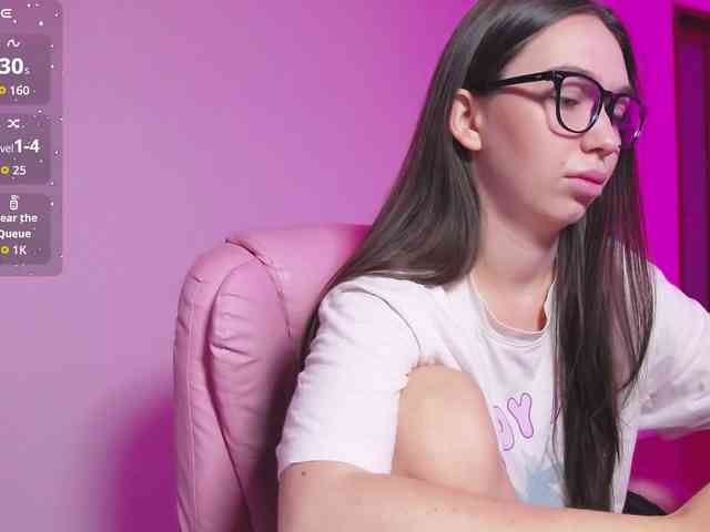 ArianaHotAriana