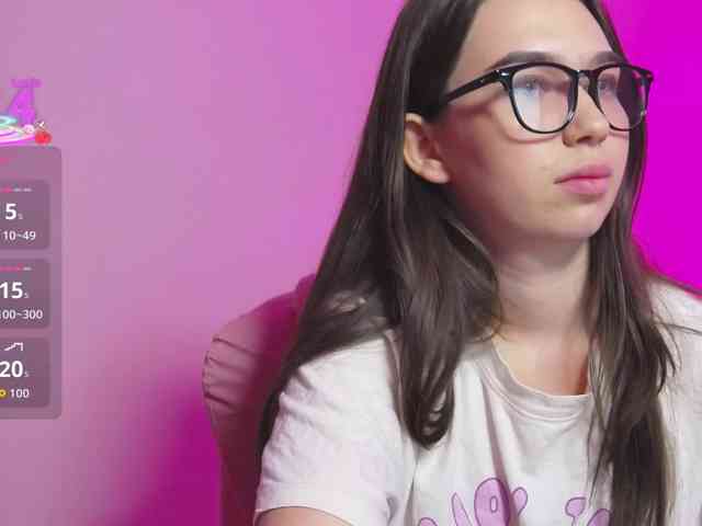 ArianaHotAriana