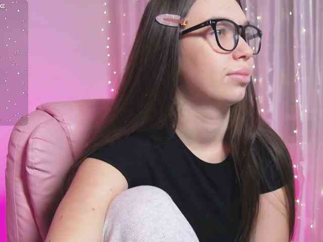 ArianaHotAriana ArianaHotAriana