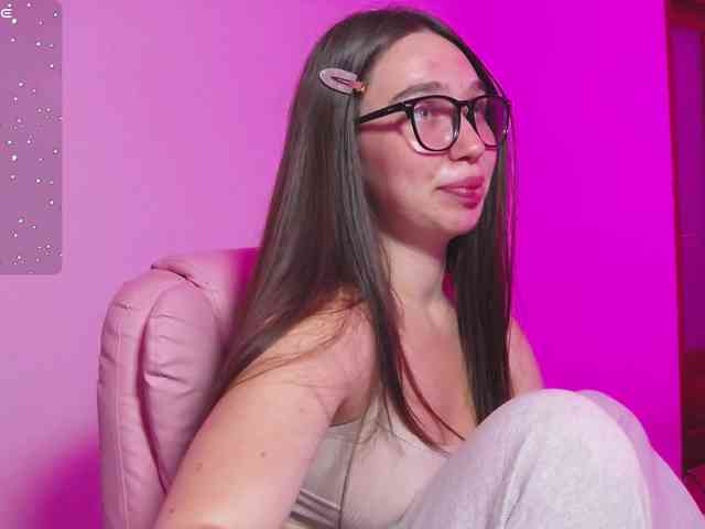 ArianaHotAriana