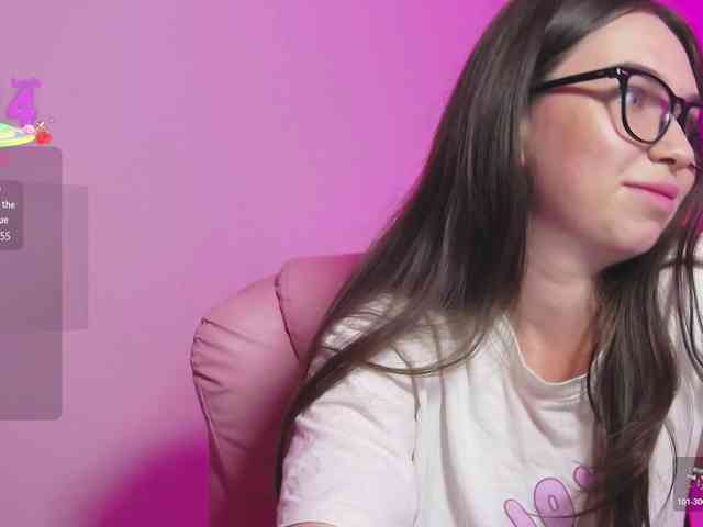 ArianaHotAriana