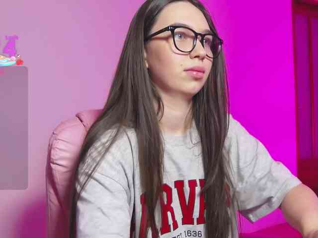 ArianaHotAriana