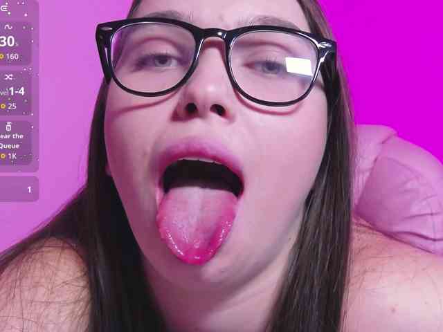ArianaHotAriana ArianaHotAriana