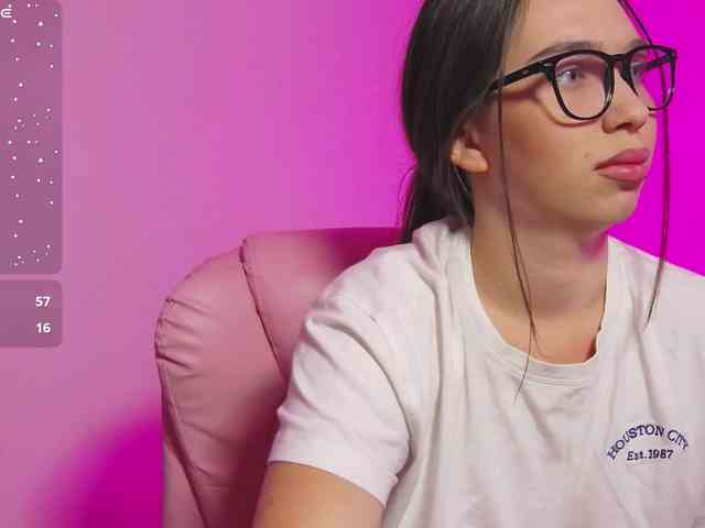 ArianaHotAriana webcam