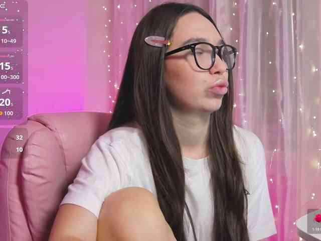 ArianaHotAriana