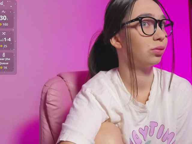 ArianaHotAriana
