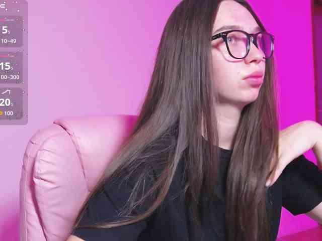 ArianaHotAriana