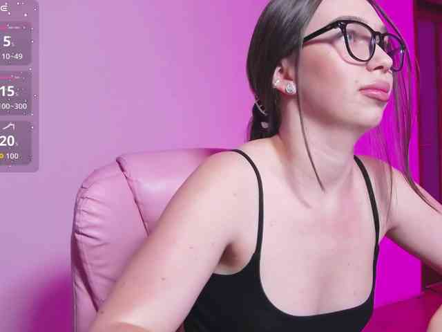 ArianaHotAriana