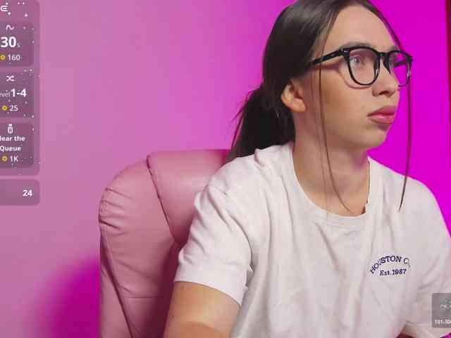 ArianaHotAriana