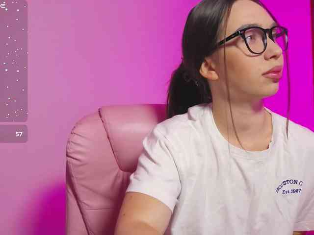 ArianaHotAriana webcam