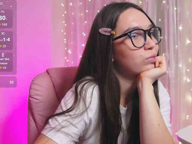ArianaHotAriana ArianaHotAriana