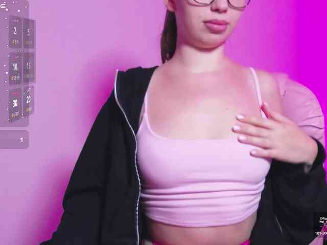 ArianaHotAriana