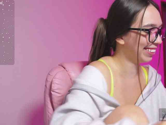 ArianaHotAriana ArianaHotAriana