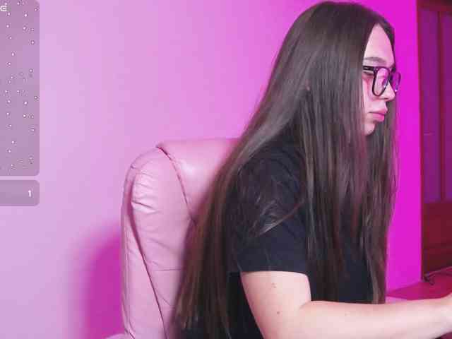 ArianaHotAriana ArianaHotAriana