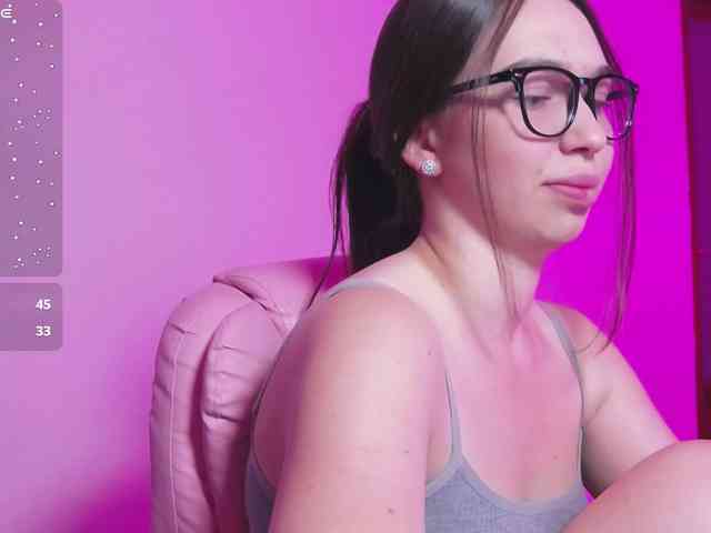 ArianaHotAriana