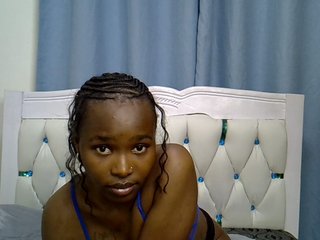 Prettyxoxo's Live Webcam