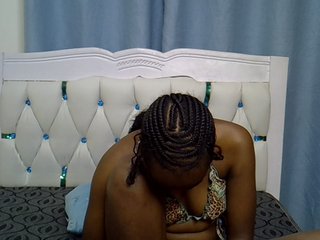 Prettyxoxo's Live Webcam