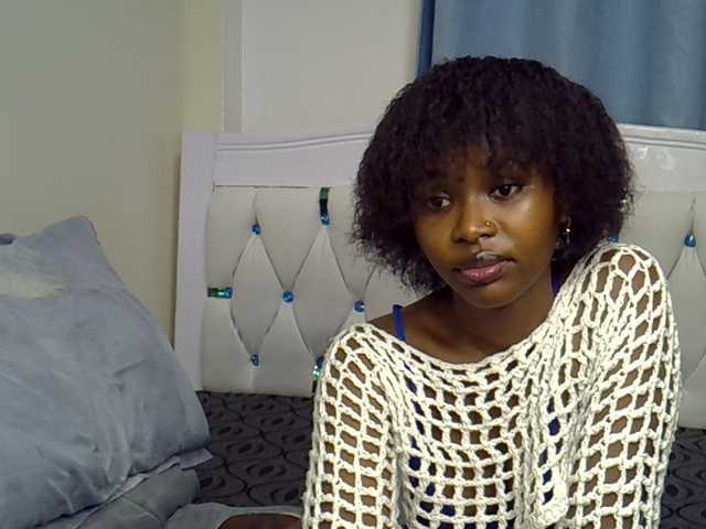 Prettyxoxo live cam on BongaCams