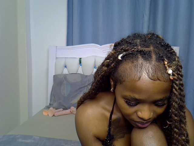 Prettyxoxo live cam on BongaCams