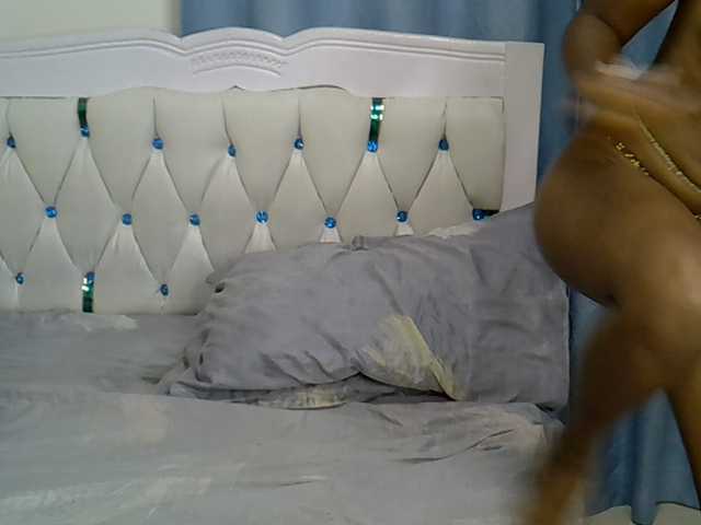 Prettyxoxo live cam on BongaCams