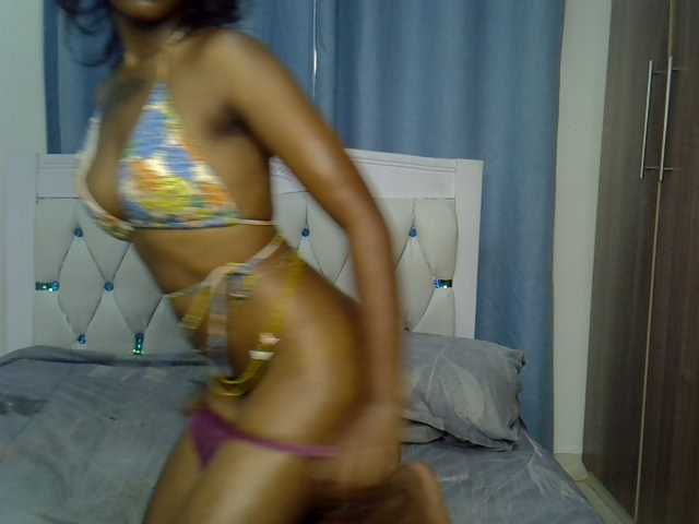 Prettyxoxo live webcam show