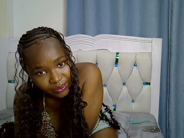 Prettyxoxo live cam on BongaCams