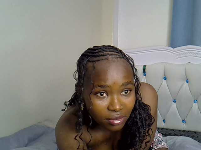 Prettyxoxo live cam on BongaCams
