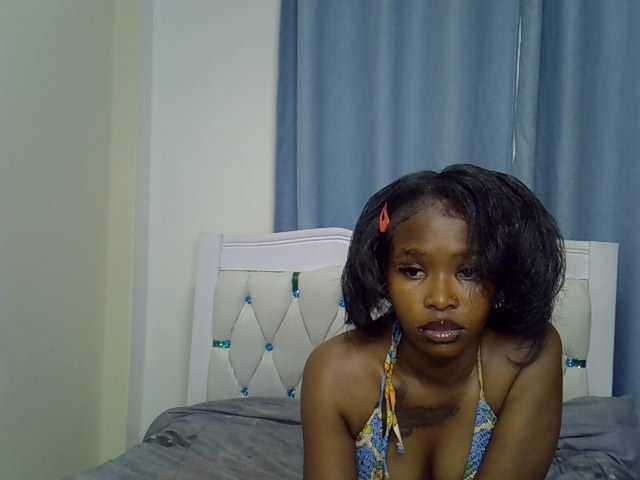 Prettyxoxo live cam on BongaCams