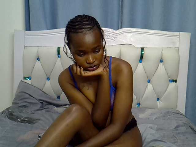 Prettyxoxo live cam on BongaCams