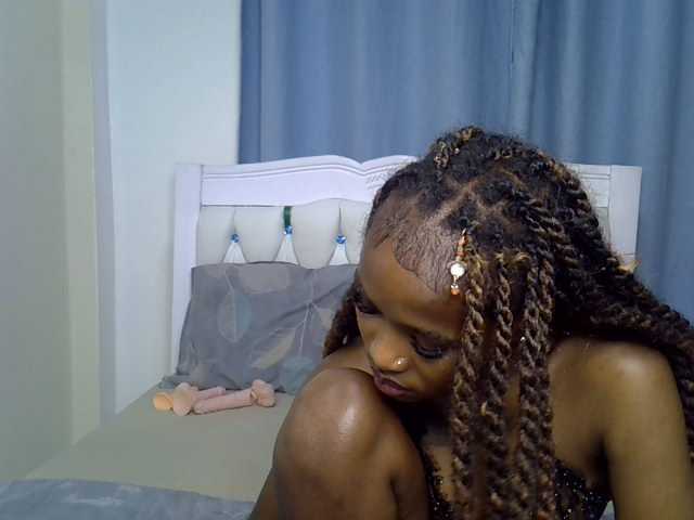Prettyxoxo live cam on BongaCams