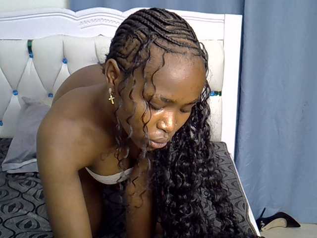 Prettyxoxo live cam on BongaCams