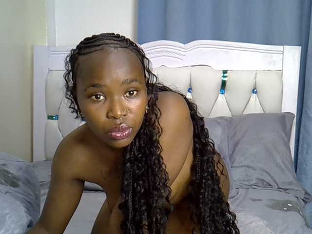 Prettyxoxo live cam on BongaCams