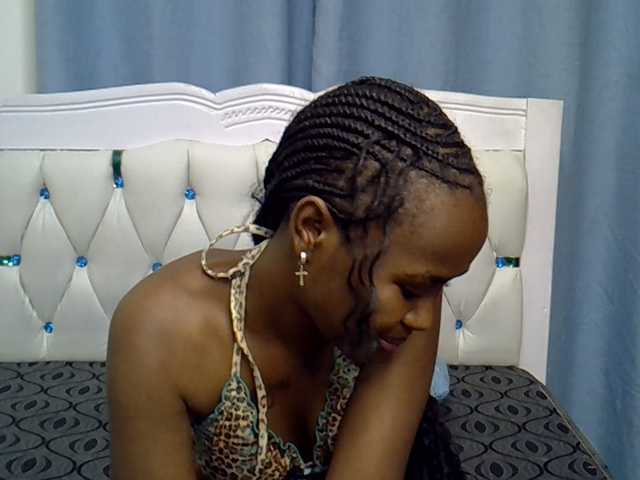 Prettyxoxo live cam on BongaCams