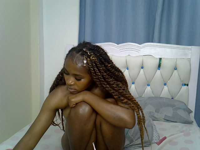 Prettyxoxo live cam on BongaCams