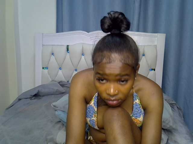 Prettyxoxo live cam on BongaCams