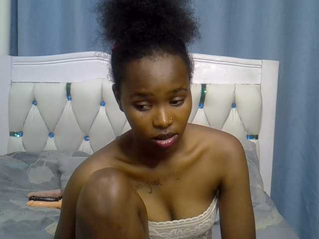 Prettyxoxo live cam on BongaCams