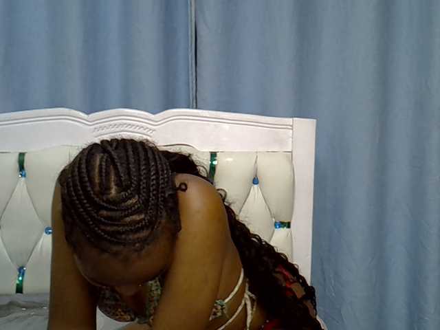 Prettyxoxo live cam on BongaCams