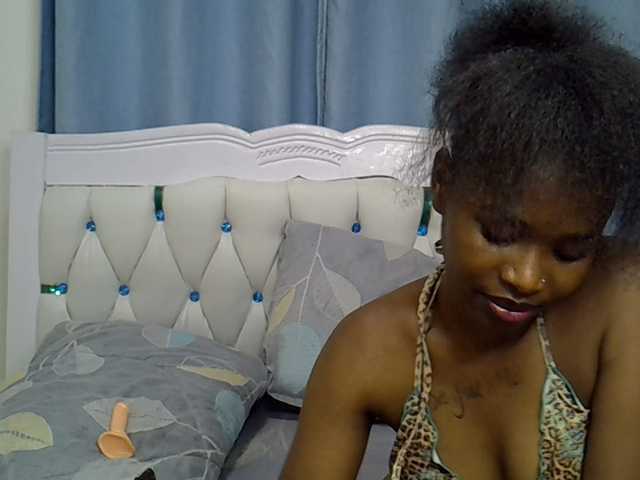 Prettyxoxo live cam on BongaCams