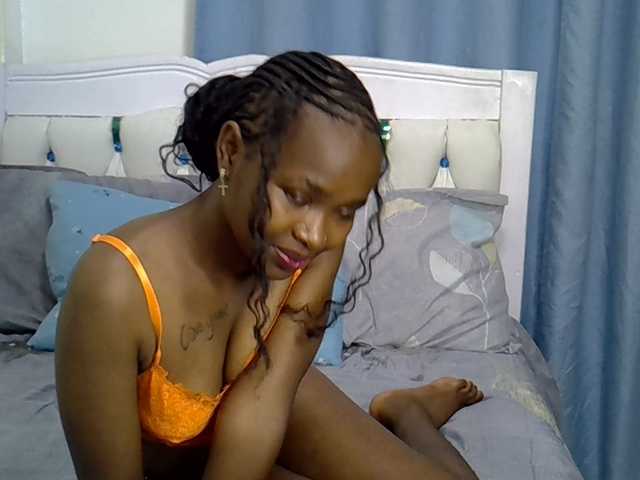 Prettyxoxo live cam on BongaCams
