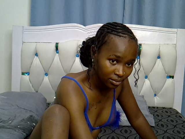 Prettyxoxo live cam on BongaCams