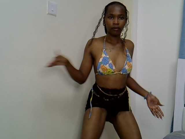 Prettyxoxo webcam
