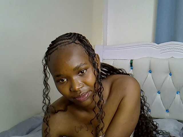 Prettyxoxo live cam on BongaCams