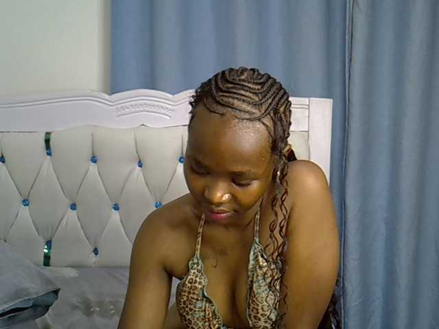 Prettyxoxo live cam on BongaCams