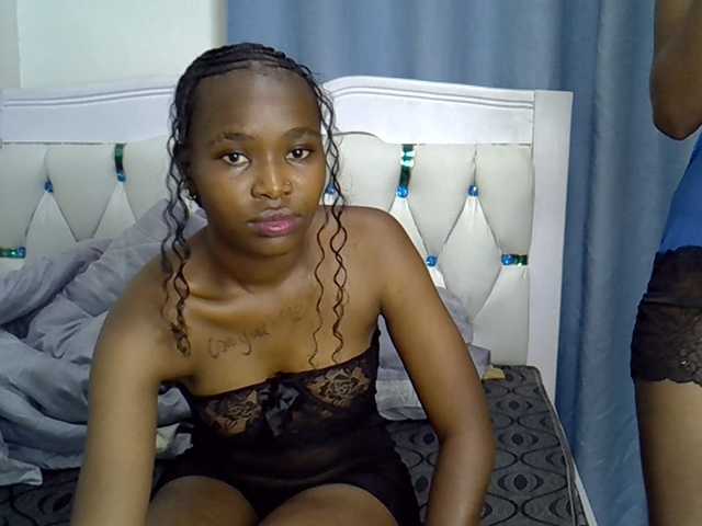 Prettyxoxo live cam on BongaCams