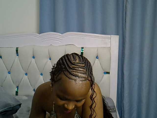 Prettyxoxo live cam on BongaCams