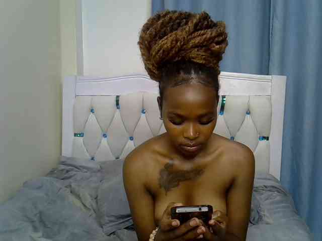 Prettyxoxo webcam