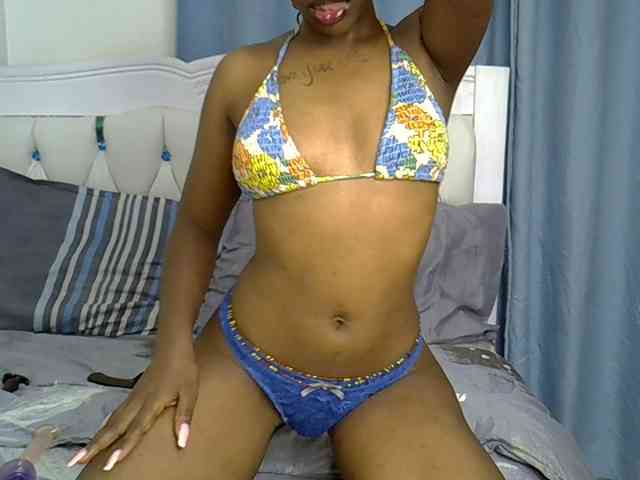 Prettyxoxo webcam